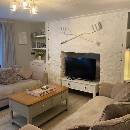 Delightful 3 Bedroomed Cottage In Llandudno Exterior photo