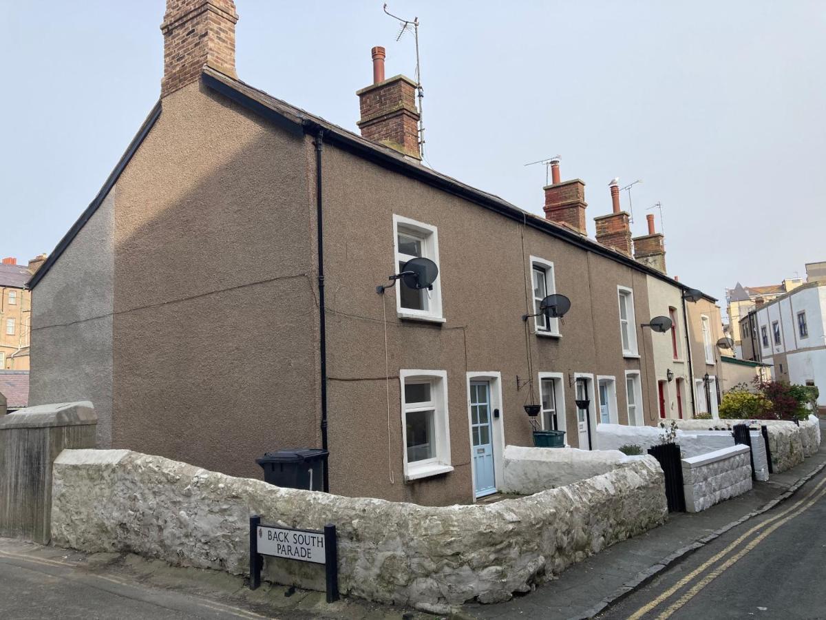 Delightful 3 Bedroomed Cottage In Llandudno Exterior photo